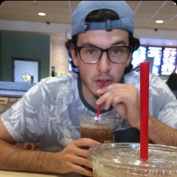 Meet your Posher, Tyler - Picture 1 of 1